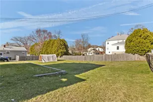 100 Lyman Ave, North Providence, RI 02911 - Photo 4