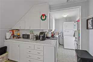 100 Lyman Ave, North Providence, RI 02911 - Photo 30