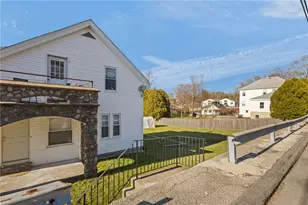 100 Lyman Ave, North Providence, RI 02911 - Photo 8