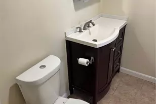 300 Smithfield Rd, North Providence, RI 02904 - Photo 14