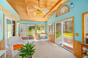 90 Sweet Meadow Dr, North Kingstown, RI 02852 - Photo 12