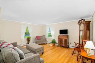 90 Sweet Meadow Dr, North Kingstown, RI 02852 - Photo 20