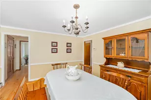 90 Sweet Meadow Dr, North Kingstown, RI 02852 - Photo 18