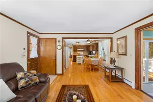90 Sweet Meadow Dr, North Kingstown, RI 02852 - Photo 4