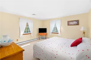 90 Sweet Meadow Dr, North Kingstown, RI 02852 - Photo 24