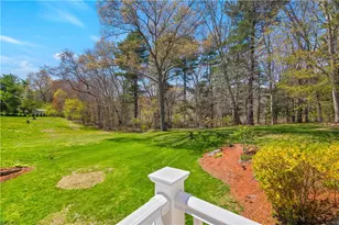 90 Sweet Meadow Dr, North Kingstown, RI 02852 - Photo 14
