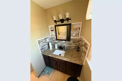 366 Aylsworth Avenue, Woonsocket, RI 02895 - Photo 20