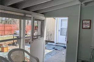 366 Aylsworth Ave, Woonsocket, RI 02895 - Photo 32