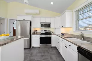 18 Starfish Dr, Narragansett, RI 02882 - Photo 24