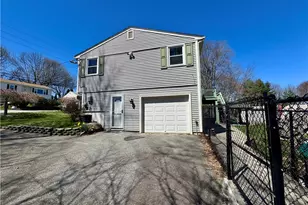 37 N Fairview St, Johnston, RI 02919 - Photo 32