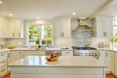 18 Chantilly Drive, Barrington, RI 02806 - Photo 10