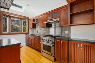 81 Old Fort Rd, Newport, RI 02840 - Photo 14