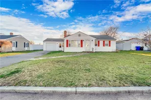 92 Weeden St, East Providence, RI 02916 - Photo 1