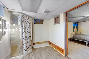 92 Weeden Ave, East Providence, RI 02916 - Photo 28