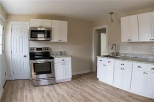 457 Carolina Back Rd, Charlestown, RI 02813 - Photo 4