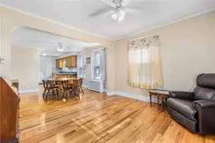 67 Ash St, Lincoln, RI 02865 - Photo 10