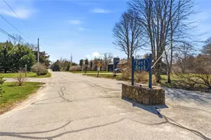 111 King Tom Dr, Charlestown, RI 02813 - Photo 2