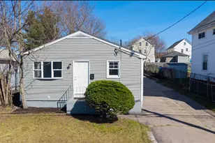 138 Glenbridge Ave, Providence, RI 02909 - Photo 1
