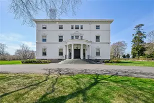 519 Bellevue Ave, Newport, RI 02840 - Photo 2