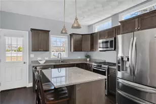 222 Pettaconsett Ave, Warwick, RI 02888 - Photo 18