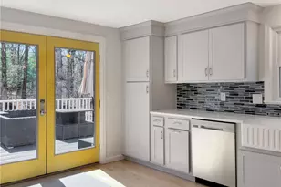 89 Narrow Ln, Charlestown, RI 02813 - Photo 8