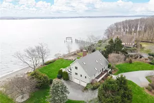 54 Oliver Hazard Perry Road Rd, Portsmouth, RI 02871 - Photo 2