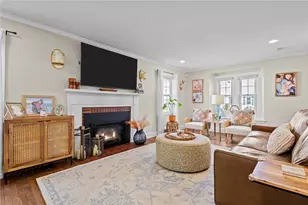 21 Belgrade Ave, Pawtucket, RI 02861 - Photo 2