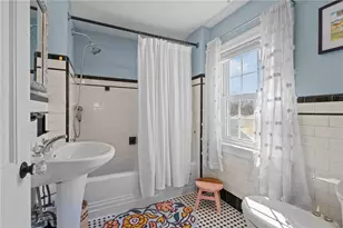 21 Belgrade Ave, Pawtucket, RI 02861 - Photo 18