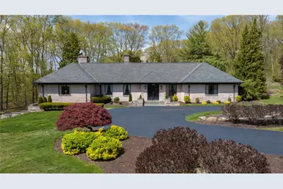 136 White Birch Circle, Scituate, RI 02831 - Photo 2