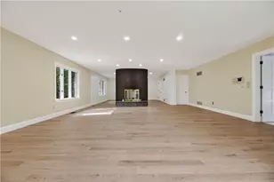 136 White Birch Cir, Scituate, RI 02831 - Photo 18