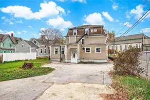 159 Earle St, Woonsocket, RI 02895 - Photo 4