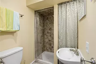 37 Bank St, Coventry, RI 02816 - Photo 22