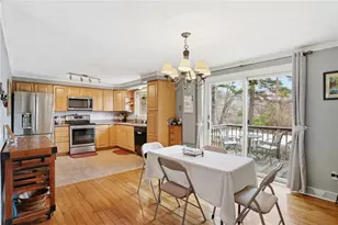 37 Bank St, Coventry, RI 02816 - Photo 10