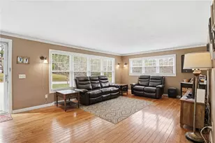 37 Bank St, Coventry, RI 02816 - Photo 30