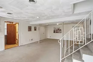 37 Bank St, Coventry, RI 02816 - Photo 24
