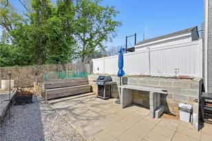 270 Woonasquatucket Ave, North Providence, RI 02911 - Photo 44