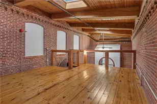 407 Pine St, Providence, RI 02903 - Photo 18