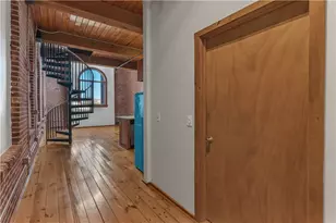 407 Pine St, Providence, RI 02903 - Photo 14