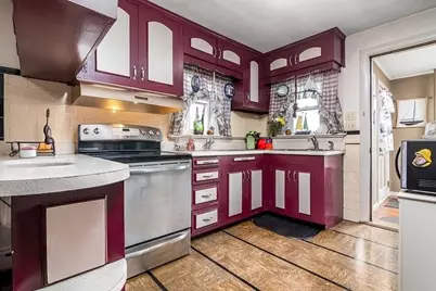 4 Lake Avenue, Tiverton, RI 02878 - Photo 6