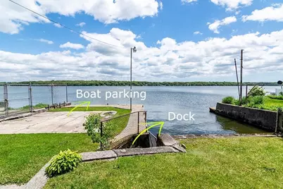 4 Lake Avenue, Tiverton, RI 02878 - Photo 2