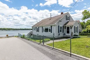 4 Lake Ave, Tiverton, RI 02878 - Photo 1