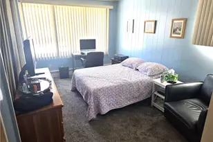 27 Torrington Dr, Warwick, RI 02889 - Photo 6