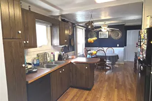 27 Torrington Dr, Warwick, RI 02889 - Photo 6