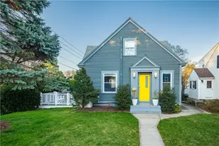 76 Blaisdell Ave, Pawtucket, RI 02860 - Photo 2