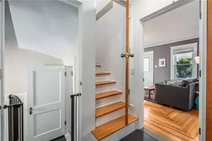 76 Blaisdell Ave, Pawtucket, RI 02860 - Photo 24