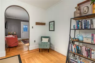 76 Blaisdell Ave, Pawtucket, RI 02860 - Photo 4