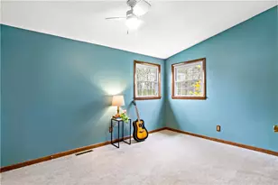 25 Ferncrest Dr, East Providence, RI 02915 - Photo 22