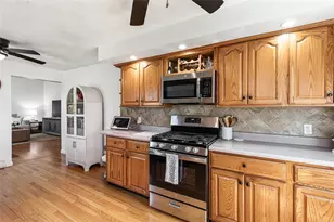 26 Manning Dr, East Providence, RI 02915 - Photo 16