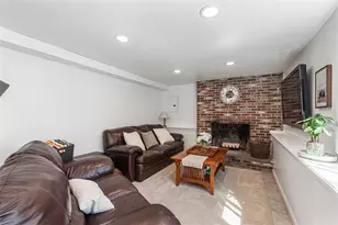 26 Manning Dr, East Providence, RI 02915 - Photo 32