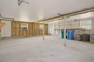 55 Mixter St, Middletown, RI 02842 - Photo 40